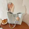 Transfronterizo 2026 Verano Nuevo Estilo Viajero de Negocios de Alta Gama Moda Versátil Exquisito Diseño de Nicho Bolso Tote de Hombro Único