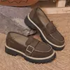 Sapatos Femininos Novos de Grande Tamanho para Cruzamento de Fronteiras, Sapatos de Couro Estilo Britânico, Sapatos da Moda Versáteis Retrô Casuais com Salto Bloco e Solado Grosso