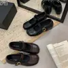 Versión de piel de oveja de zapatos de cuero para mujer que aumentan la altura con suelas suaves que no cansan los pies, nuevo modelo 2026 zapatos Mary Jane, zapatos de ballet para mujer