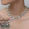 Nuevos Productos Transfronterizos Joyería Geométrica Simple Europea y Americana Pendientes Ovales Personalizados Cadena para Clavícula Set de Pendientes y Collar de Lujo