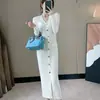 Nuevo Suéter de Punto Elegante de Cuello en V Ajustado para Otoño/Invierno 2026 Vestido Bodycon de Longitud Media para Mujer