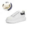 Zapatillas blancas de cuero genuino con suela de espuma para mujer, novedad otoño 2026, zapatillas deportivas de suela gruesa, zapatos casuales, modernos y versátiles para mujer