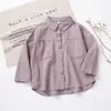 Oferta Especial de Nuevo ProductoCamisa Infantil Estilo Nórdico de Algodón y Lino con Corte Holgado, Bolsillos, Mangas Largas, Cuello Clásico Adorable para Niños y Niñas