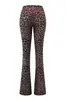 Conjunto de jaqueta curta com zíper e capuz iaiamgia slim fit e calça com estampa de letras e design de costura em contraste