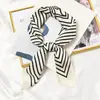 Pañuelo cuadrado pequeño estilo Yang Caiyu para mujer, otoño, moderno, estilo Ins, retro francés, cinta para el pelo, bufanda larga