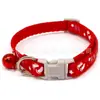 Al por mayor para mascotas pies lindos con collar de cascabel decoración de gato perro tracción exterior anti-pérdida collar de hebilla gris