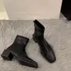 Botines de tacón alto, punta cuadrada, corte ajustado, zapatos de mujer, nueva colección primavera/otoño 2025, botines de estilo francés, botines Martin marrones