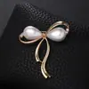 Moda Europea y Americana Nuevo Broche de Pin con Lazo para Ramillete Pin de Cuello Anti-Luz Accesorios para Ropa de Mujer Broche