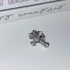 Clavos Punk para Hélice de Oreja con Diseño de Nicho Clavos Cocleares de Gama Alta Pendientes Dulces y Frescos Personalizados Joyería Versátil para Oreja para Mujer
