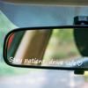 Calcomanía de 4 pulgadas Mantén la Calma Conduce Seguro Calcomanía Impermeable de PVC para Espejo Retrovisor de Coche