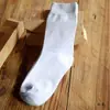Novas meias de cano médio de outono, meias masculinas de algodão de cor sólida, clássicas, meias masculinas de negócios, meias de cano médio, absorventes de suor, atacado 611