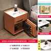 Mesita de Noche Inteligente Caja Fuerte Integrada, Sencilla y Lujosa, Multifuncional para Dormitorio de Alta Gama Uso en el Hogar, Nuevo Modelo 2026