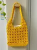 Bolso Tejido de Hilo de Algodón Corrugado Hueco de Alta Calidad para Mujer 2025 Nuevo Bolso de Playa Casual de un Solo Hombro Hecho a Mano para la Costa