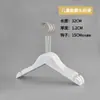 Loja de roupas infantis branco lavado branco antigo cabide antiderrapante de madeira maciça clipe para calças gancho de gerente de loja de roupas infantis cabide de madeira personalização