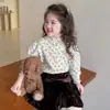 Estilo Coreano Blusa Térmica Infantil Menina Estampa Floral Integral Peça Única Base Fleece Outono/Inverno 2026 Nova Blusa Grossa para Menina