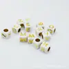 Miçangas de letras em ouro branco 6mm miçangas quadradas de acrílico miçangas de letras acessórios para joias DIY fornecimento direto de fabricantes