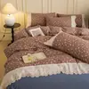 Novo conjunto de outono e inverno vintage rústico de renda de quatro peças, capa de edredom de algodão lavado de alta densidade, lençol de cama, roupa de cama 4