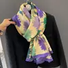 Bufanda Floral de Algodón Suave y Lino para Mujer Primavera y Otoño 2024 Nueva Bufanda Azul Abrigo de Madre Chal Bufanda Popular
