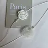 Collar Super Hada Francés Retro Flor de Rosa con Cordones Gargantilla con Correa de Perlas Cadena Larga para el Cuello Cadena de Flor para la Clavícula para Mujeres