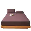 Falda de Cama de Tres Piezas De Rong High-Rise Clase A Protector de Colchón Engrosado Añadido Terciopelo de Leche Terciopelo Cálido Cubierta a Prueba de Polvo Color Sólido