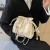 Yuezhi 2026 Verano Nueva Moda Bolso de Hombro Único con Textura Plisada, Bolso Nube con Cadena de Perlas, Bolso Cruzado Sencillo