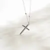 Colgante Minimalista de Cruz Soporte de Colgante Simple Gargantilla de Nicho Diseño de Collar Suave con un Temperamento Fresco y Discreto