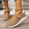 Zapatos perforados de talla grande de comercio exterior, nuevo modelo de verano 2026, ligeros, huecos, deportivos, transpirables, con velcro, zapatos de cuña