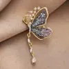 Europeu e Americano Avançado Sentido Mágico de Oz Gradiente Borboleta Transparente Inseto Broche Temperamento Artístico Franja Diamante Corsage