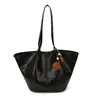 Bolso grande de mujer retro transfronterizo 2026 primavera-verano nuevo bolso de hombro casual versátil bolsa de mano para el día a día