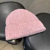 Gorro de Punto Estilo Coreano para Mujer, Gorro de Lana de Moda con Logo de Letras, Cálido para Otoño e Invierno, Protección para las Orejas, Moderno y Versátil