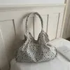 Fábrica de origem para bolsas tote estilo coreano, despojadas e modernas, com grande capacidade, perfeitas para o dia a dia e uso casual em 2026