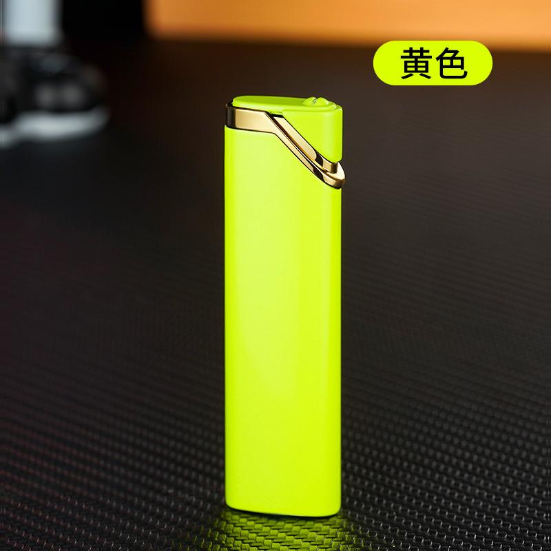 黄色