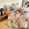 Juego de Cuatro Piezas Retro Grueso Cepillado Algodón 100% Clase A Otoño e Invierno Engrosado Apto para la Piel Sábana Funda Nórdica Ropa de Cama Simple de Algodón Puro