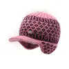 Chapéu de Lã de Inverno Novo Estilo para Mães de Meia-Idade e Idosas, Chapéu de Tricô à Prova de Vento com Forro de Fleece Quente, Proteção de Orelha com Bico de Pato
