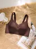 Roupa íntima modeladora sem costura de alta tecnologia para mulheres, adequada para yoga e esportes, oferecendo suporte flexível, respirabilidade e uma sensação amigável à pele, com um design de elevação e suporte