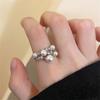 Nuevo Anillo de Perla Zircón Meteorito para Mujer Estilo Frío Elegante Combinable Anillo Abierto para Dedo Nicho Lujo Ligero Anillo de Moda