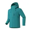 Chaqueta Desmontable a Prueba de Viento e Impermeable Luotuo Salt Mist Green Tres en Uno para Hombres y Mujeres Ropa para Exteriores Senderismo Camping Montañismo