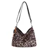 Bolsa Feminina Fashion Estampa de Leopardo Atacado Comércio Exterior, Bolsa de Ombro Transversal Retro Primavera e Outono, Bolsa Tote Tendência Grande Capacidade para o Dia a Dia