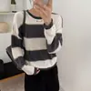Suéter de punto con cuello redondo y bloques de color a rayas para mujer, de punto suelto para otoño, suéter de forro polar estilo coreano con figura de oso miel adelgazante, top básico casual