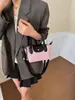 Nuevo bolso mini de patchwork de nailon de alta gama 2026 para mujer, bolso de mano de hombro cruzado moderno y versátil, bolsa de regalo