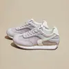 Verão 2026 Novo Comércio Exterior Malha de Seda Gelada Aumento de Altura Sapatos de Argan Femininos Tendência Casual Versátil Sapatos de Treino Alemães Transfronteiriço