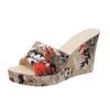 Sandalias de cuña transfronterizas europeas y americanas de talla grande para mujer 2024 Nueva moda para exteriores Sandalias de plataforma patchwork
