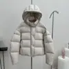 Chaqueta acolchada de plumón de pato blanco 90% muy esponjosa para mujer, estilo corto, nueva moda invierno 2026, cuello alto, abrigo acolchado que favorece la figura