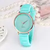Comercio Exterior Venta Caliente Cinta de Silicona Reloj de Mujer Moda Casual Moderno Reloj Ultra Delgado para Mujer Reloj Simple de Cuarzo para Mujer