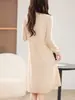 Moda Otoñal Francés Retro Suave Vestido de Punto Cuello en V Estilo Occidental Puro Elegante Vestido de Interior Casual Combinable para Todo