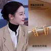 Pendientes de Zirconia con Letra Z Dorada Estilo Reba, Pendientes de Lujo Accesible de Alta Gama, Diseño de Nicho, Pendientes Simples y Exquisitos para Mujer