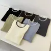 Estilo coreano! Novo modelo outono 2026, gola redonda de cor contrastante, estilo vintage, design com babados, blusa de malha feminina de manga longa