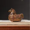 Buena suerte en el Año del Caballo: Caballo mecedor de regalo, Hazte rico inmediatamente, Colgante para coche, Talla que atrae la riqueza, Colgante para bolso, Adorno de escritorio