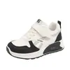 Sapatos para Meninas 2026 Primavera Novo Estilo Sapatos Infantis Meninas Pequenas Sapatos Esportivos de Solado Macio Tênis Casuais Antiderrapantes para Meninas