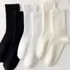 Calcetines de Maternidad Estilo Tiktok Calcetines Blancos Holgados Primavera y Otoño Calcetines Sin Costuras Ins Calcetines Japoneses de Universidad Absorbentes de Sudor de Media Pantorrilla Venta al por Mayor